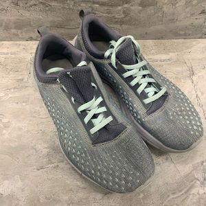 Under Armour Lightning 2 3000103-102